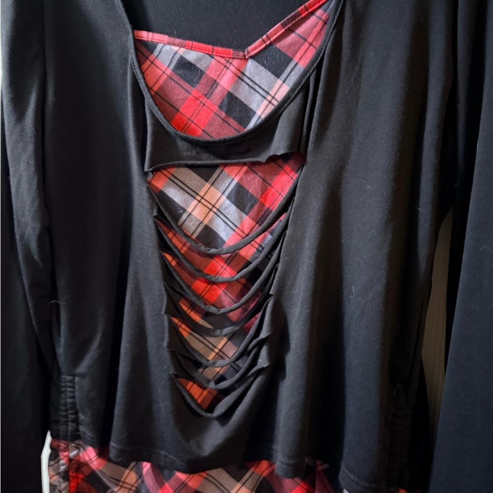 Black and Red Plaid Grunge Cutout Top (2XL)